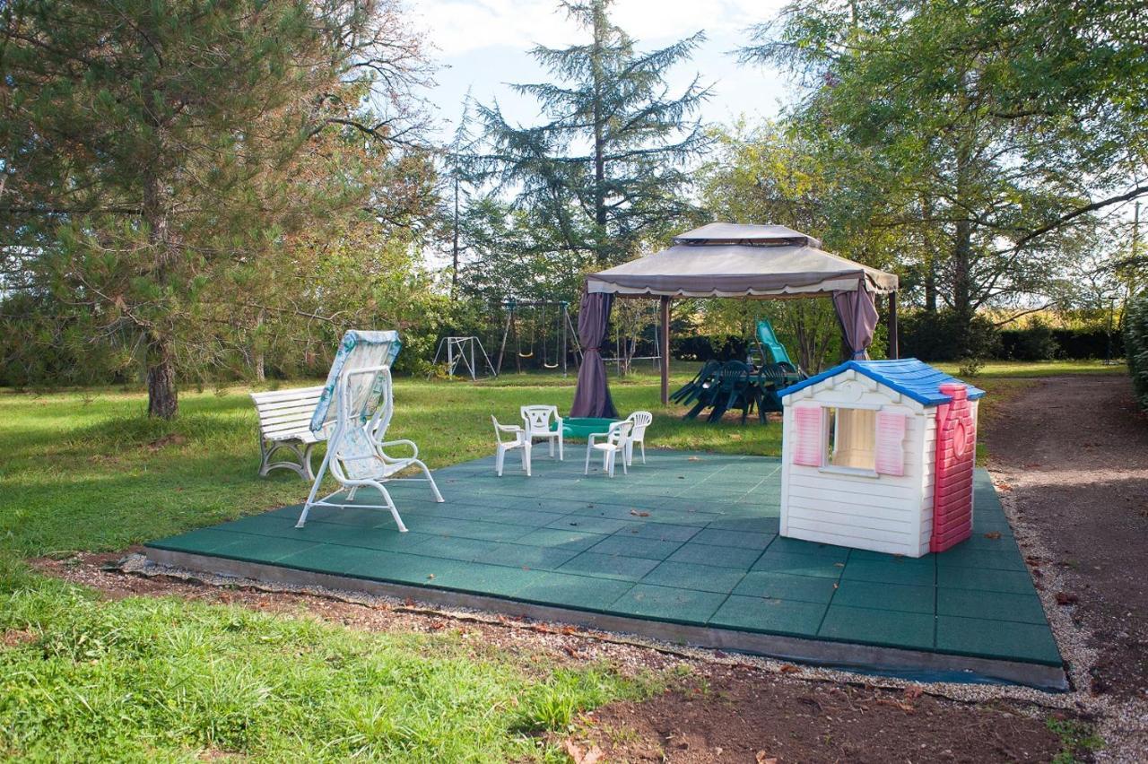 Domaine De Lalande Acomodação com café da manhã Vénès Exterior foto