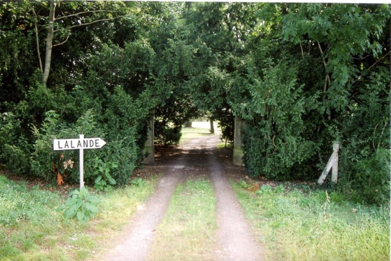 Domaine De Lalande Acomodação com café da manhã Vénès Exterior foto